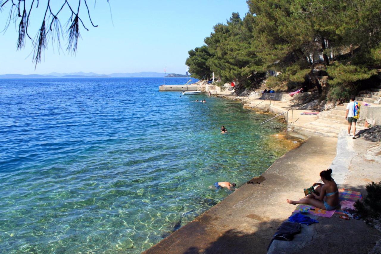 Apartments With A Parking Space Sali, Dugi Otok - 8181 Exterior photo