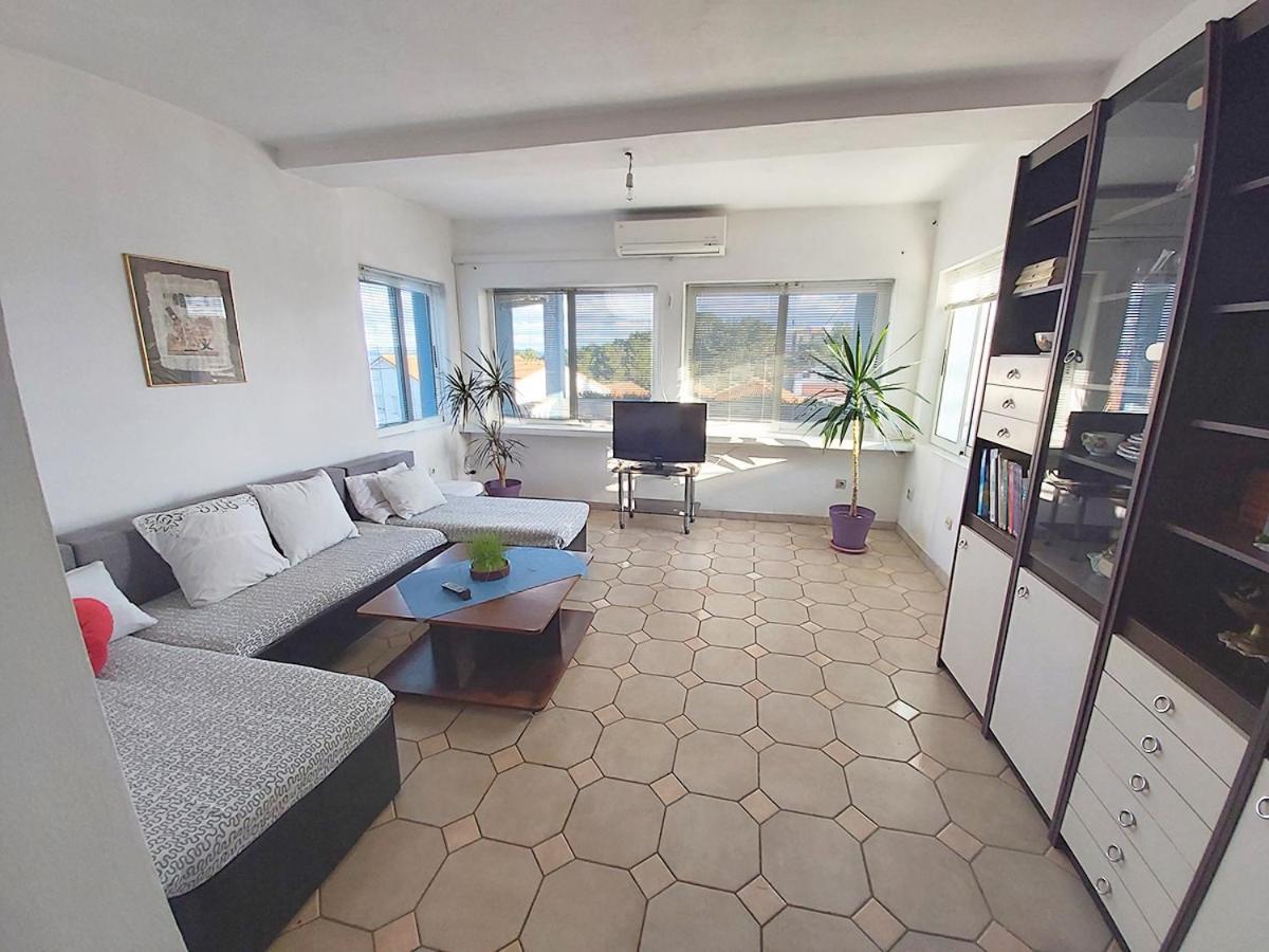 Apartments With A Parking Space Sali, Dugi Otok - 8181 Room photo